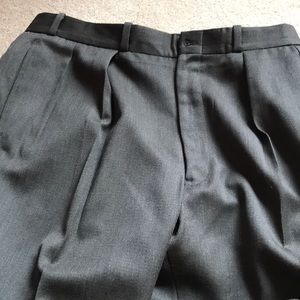 New with Rags green wok twill Khakis